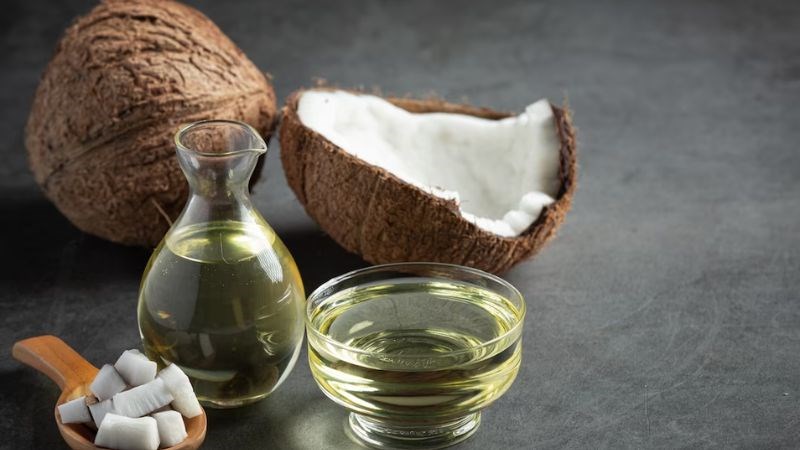 Dầu dừa tự nhiên có tác dụng chống nấm mạnh mẽ