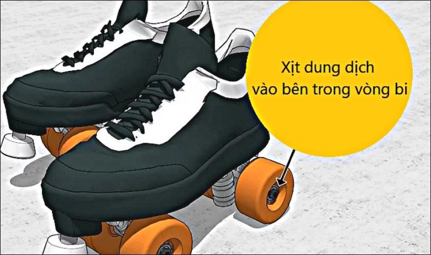 Dùng dung dịch vệ sinh chuyên dụng xịt thẳng vào vòng bi không tháo được