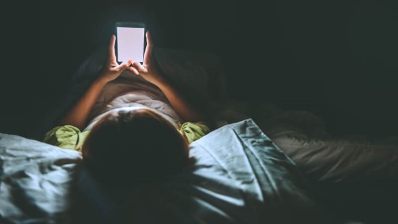 Hội chứng rối loạn trì hoãn giấc ngủ gây thức giấc lúc nửa đêm
