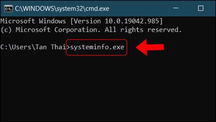 Bạn gõ systeminfo.exe tại vị trí như hình