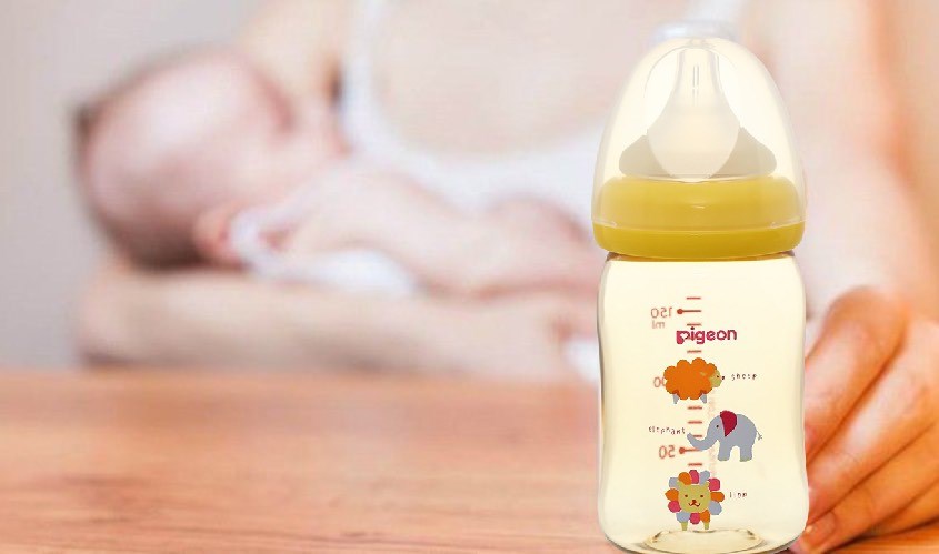 Bình sữa PPSU Plus Pigeon 160ml - hình thú có van thông khí AVS