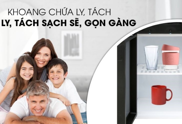 Không gian ngăn chứa đồ rộng tiện lợi trong việc chứa nhiều đồ dùng