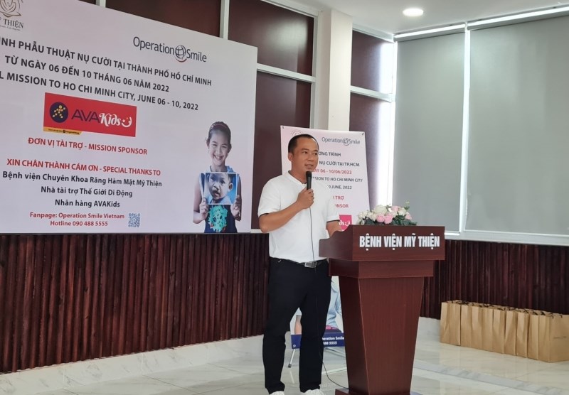 Ông Đoàn Văn Hiểu Em, Tổng Giám đốc Công ty Cổ phần Thế giới Di động- Quỹ Nụ Cười AVAKids phát biểu