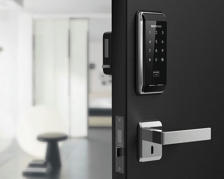 Bạn cần lắp đặt khóa điện tử với hướng tay nắm phù hợp