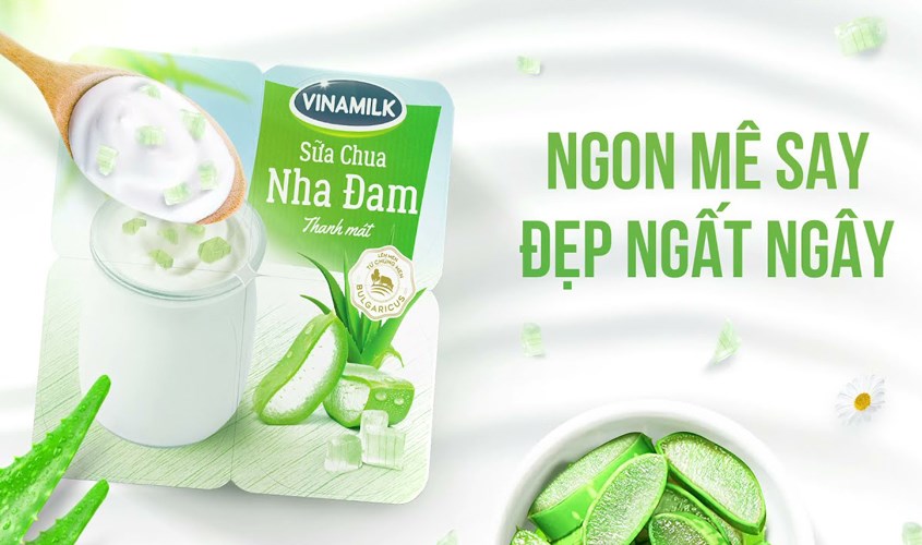 Lốc 4 hộp sữa chua trái cây Vinamilk vị nha đam 100g 