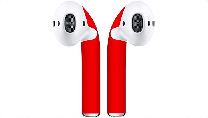 AirPod Skins Protective Wraps có thiết kế ôm sát, với màu đỏ cá tính