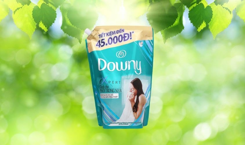 Nước xả vải Downy phơi trong nhà 