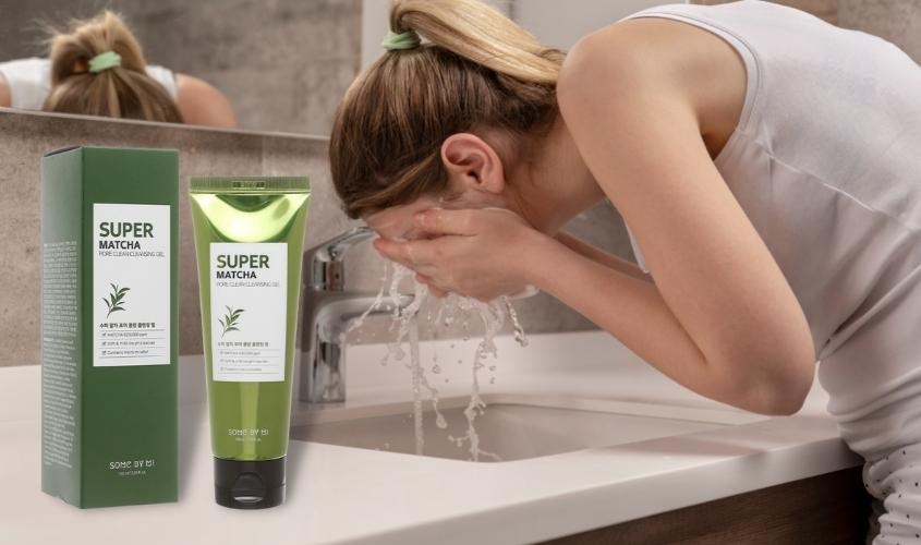 Vệ sinh da mặt đúng cách bằng sữa rửa mặt hỗ trợ cải thiện lỗ chân lông Some By Mi Super Matcha 100 ml