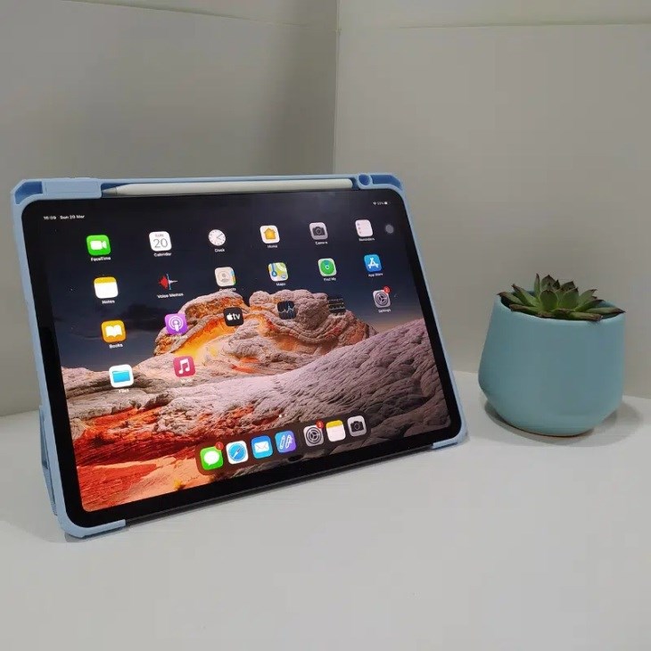 Màn hình iPad Air 5 có kích thước 10,9 inch dễ dàng thao tác