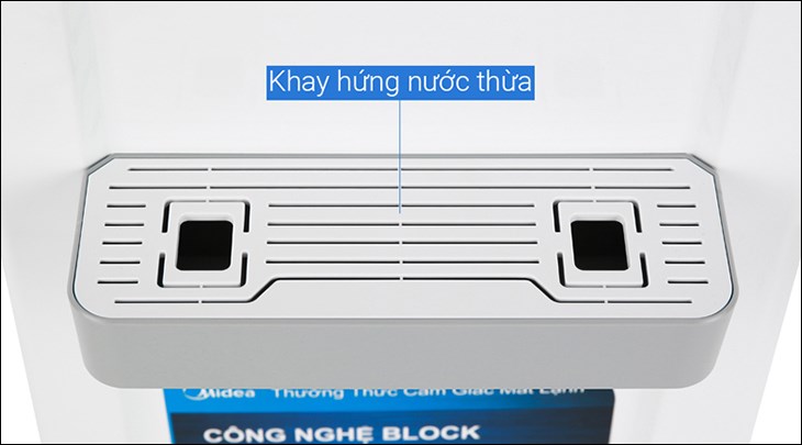 Khay hứng nước thừa của cây nước nóng lạnh Midea YL1932S 550W có thiết kế gọn gàng, giúp giữ vệ sinh không gian sử dụng
