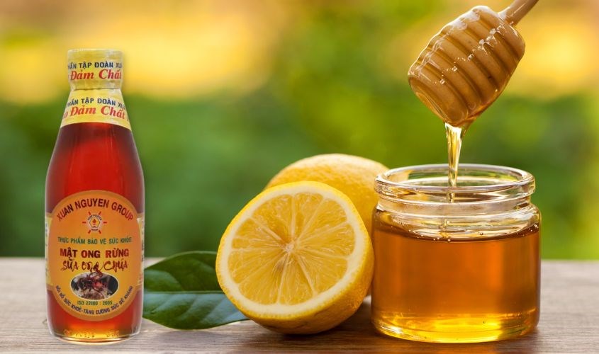 Mật ong rừng nguyên chất pha sữa ong chúa Xuân Nguyên 200 ml