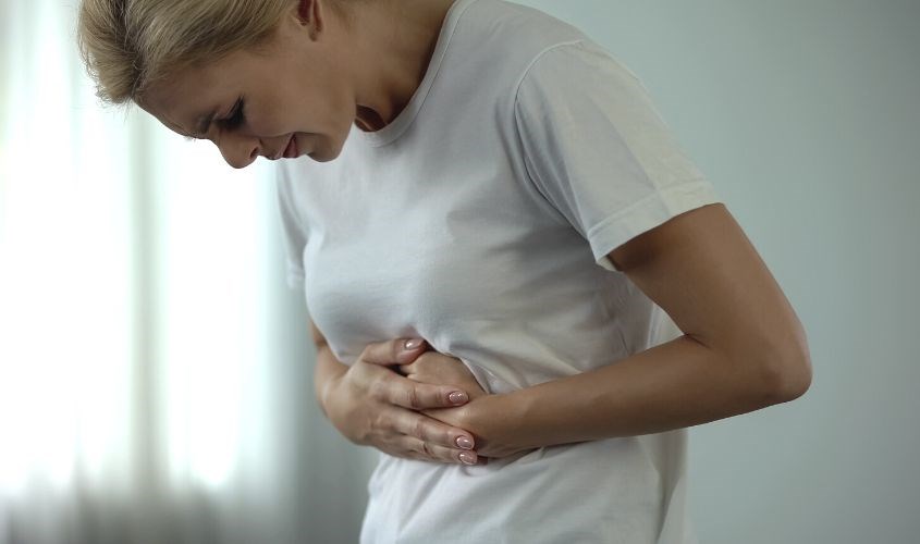 Không nên dùng mật ong cho người bị rối loạn tiêu hóa Không nên dùng mật ong cho người bị rối loạn tiêu hóa