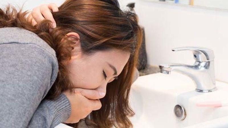 Nôn là một cơ chế của cơ thể để loại bỏ lượng kẽm dư thừa