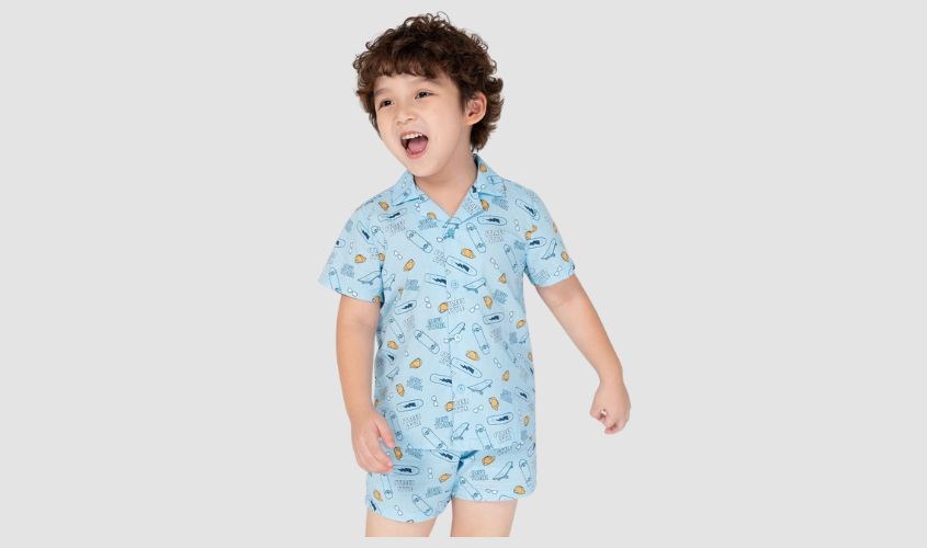 Bộ Pyjama bé trai Canifa 2LS21S014-FB322 màu xanh có chất liệu thoáng mát cho bé
