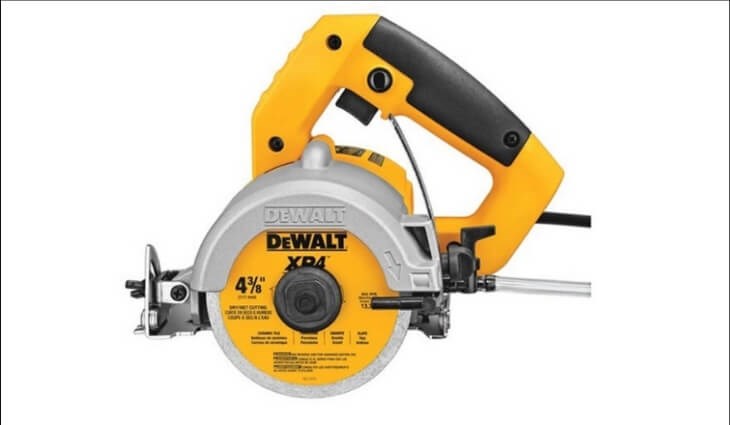 Máy cắt gạch Dewalt DW862-B1 1270W là công cụ cắt chuyên dùng cho các chất liệu như gạch men, gạch nung, đá hoa cương,...