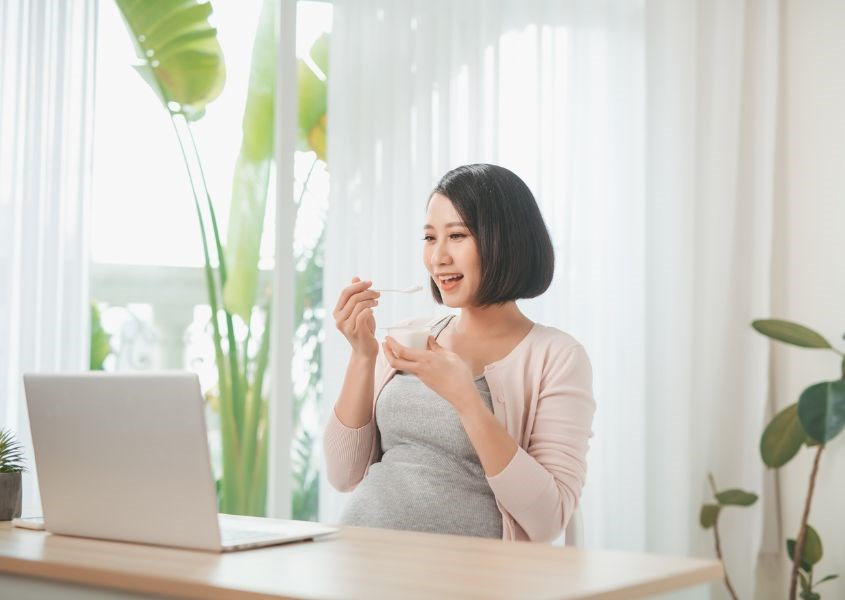 Probiotics có thể cải thiện sức khoẻ mẹ và thai nhi. Nguồn ảnh: canva