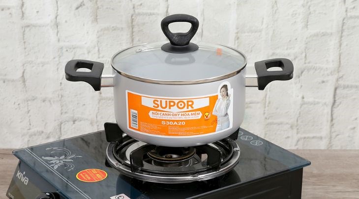 Nồi oxy hóa mềm nhôm nắp kính 20 cm Supor S30A20 dùng tốt trên bếp ga, bếp hồng ngoại