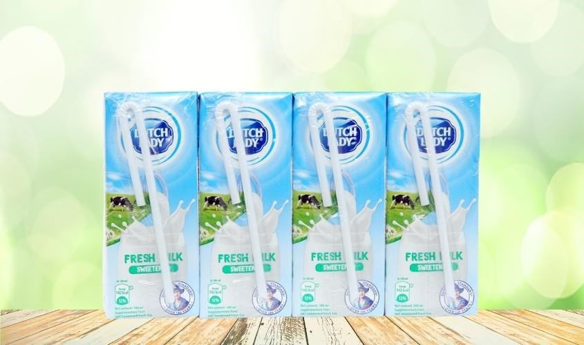 Lô 4 bịch sữa tươi Cô Gái Hà Lan có đường 180ml