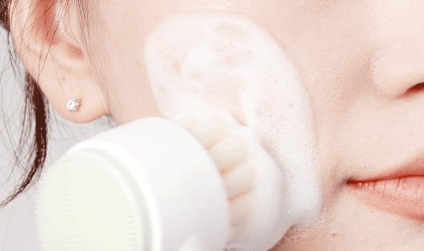 Cách sử dụng cọ rửa mặt đúng chuẩn và những lưu ý khi sử dụng