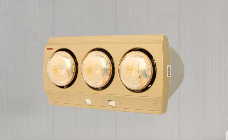 Đèn sưởi nhà tắm Benny BHT032X với công suất 825W, làm ấm nhanh