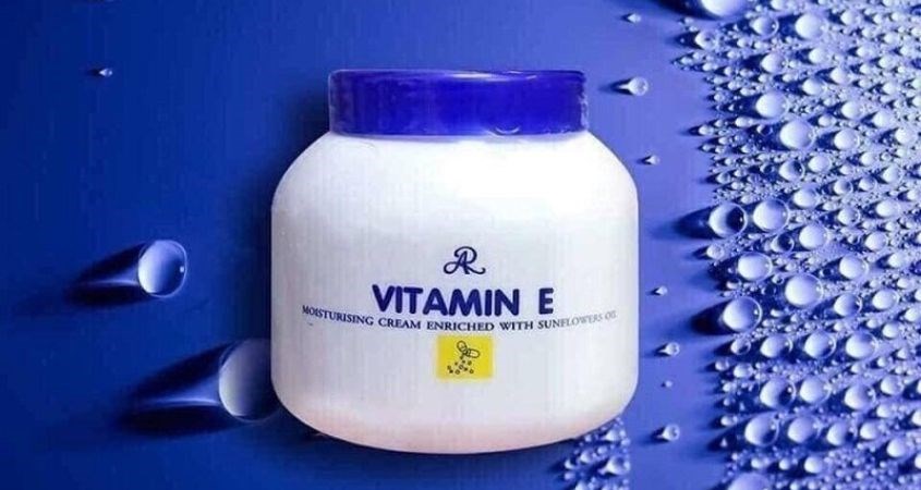 Kem dưỡng ẩm Aron Vitamin E 