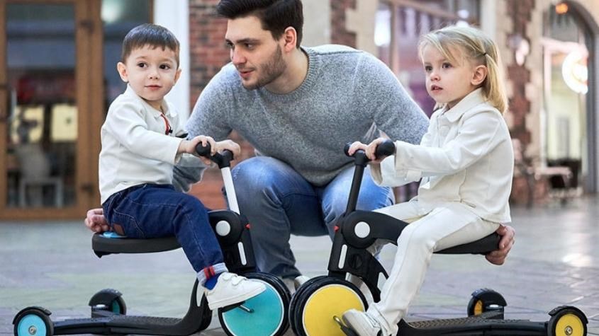 Xe chòi chân Roadstar Disney Xe chòi chân Roadstar Disney