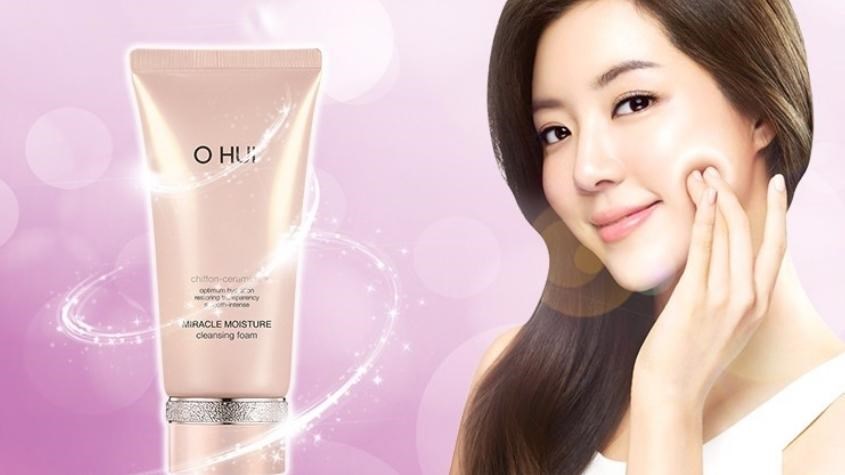 Sữa rửa mặt Ohui Miracle Moisture Cleansing Foam