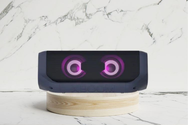 Loa có khả năng phát ra hiệu ứng ánh đèn đơn giản