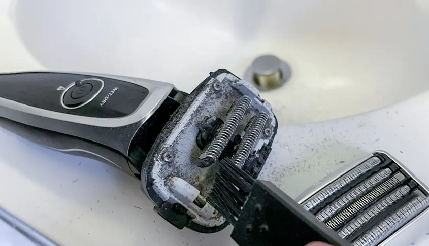 Bụi bẩn tích tụ do lâu ngày không vệ sinh máy Bụi bẩn do lâu ngày không vệ sinh máy