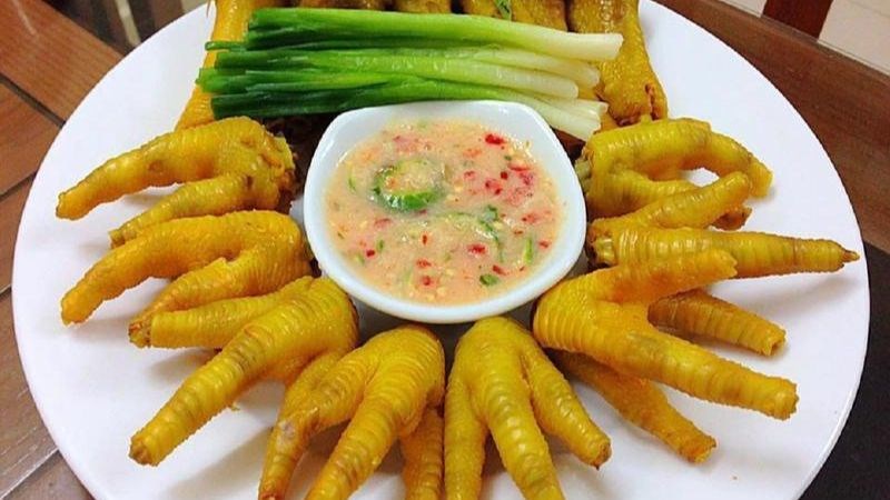 Chân gà hấp hành là sự lựa chọn tuyệt để thêm vào thực đơn bữa ăn nhà bạn