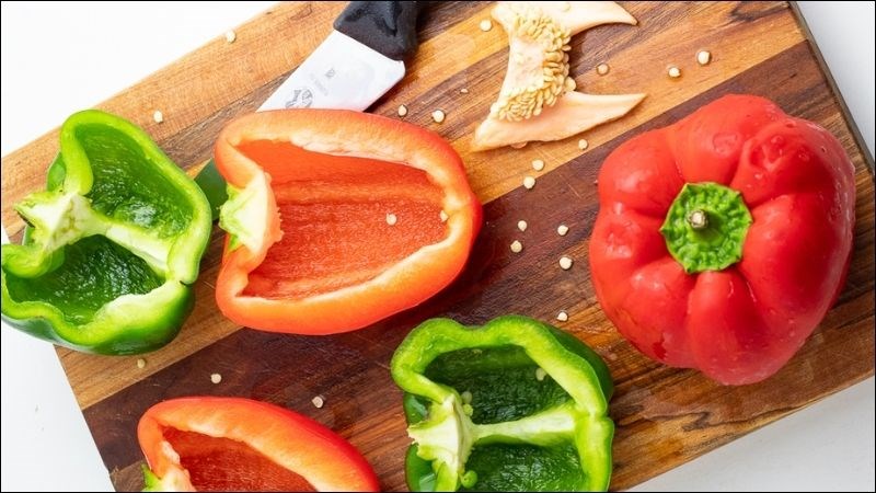 Mỗi ngày bạn chỉ nên ăn nửa quả ớt chuông
