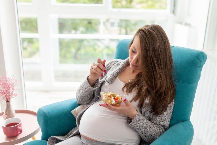 Bà bầu ăn đậu phộng được không