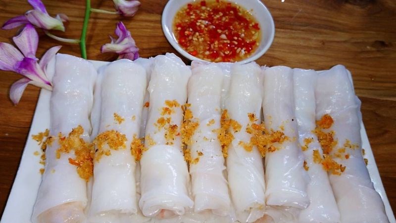 Bánh ướt chứa hàm lượng calo nên ăn quá nhiều sẽ gây tăng cân