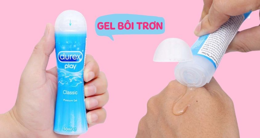 Sử dụng gel bôi trơn Durex Play Classic 50 ml để tránh làm rách hay trượt bao ra ngoài