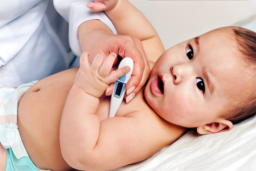 Trẻ có thể bị sốt sau khi tiêm vắc-xin cúm