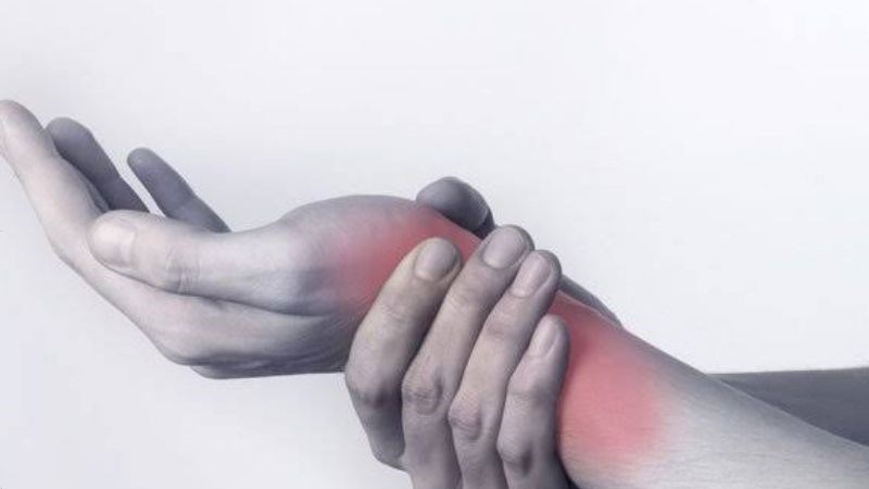 Bong gân cổ tay là chấn thương khi dây chằng cổ tay bị kéo giãn quá mức và rách Bong gân cổ tay là chấn thương khi dây chằng cổ tay bị kéo giãn quá mức và rách