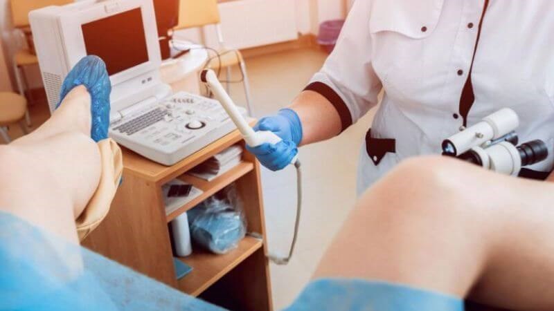Siêu âm đầu dò giúp bác sĩ chẩn đoán thai trứng hiệu quả