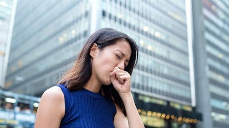Ho dai dẳng, kéo dài có thể là dấu hiệu của bệnh bụi phổi Ho dai dẳng, kéo dài có thể là dấu hiệu của bệnh bụi phổi