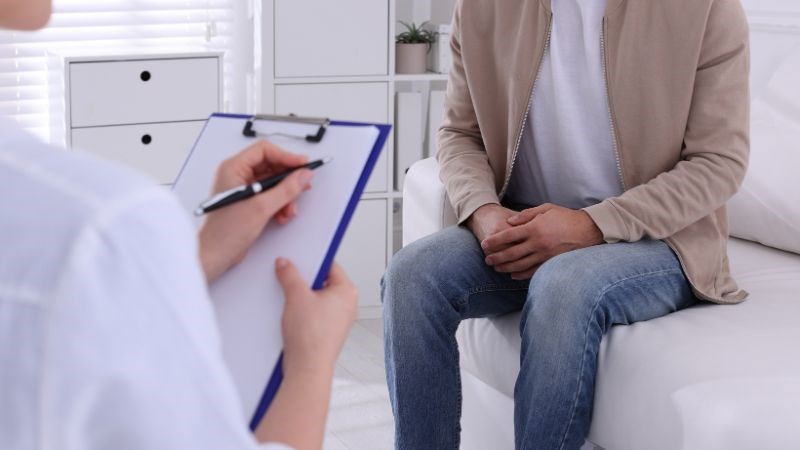 Biểu hiện bệnh lậu ở nam giới có thể có nhưng không quá rõ ràng