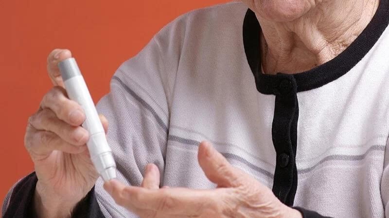 Bệnh nhân đái tháo đường sẽ có nguy cơ loét giác mạc cao hơn