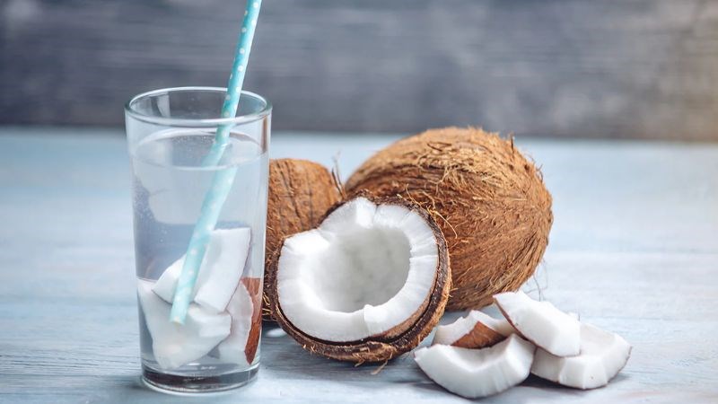 Cùi dừa chứa chất béo bão hòa có thể gây hại cho cơ thể