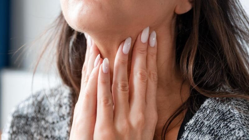 Nuốt vướng, nuốt đau là dấu hiệu cần đến gặp bác sĩ sớm