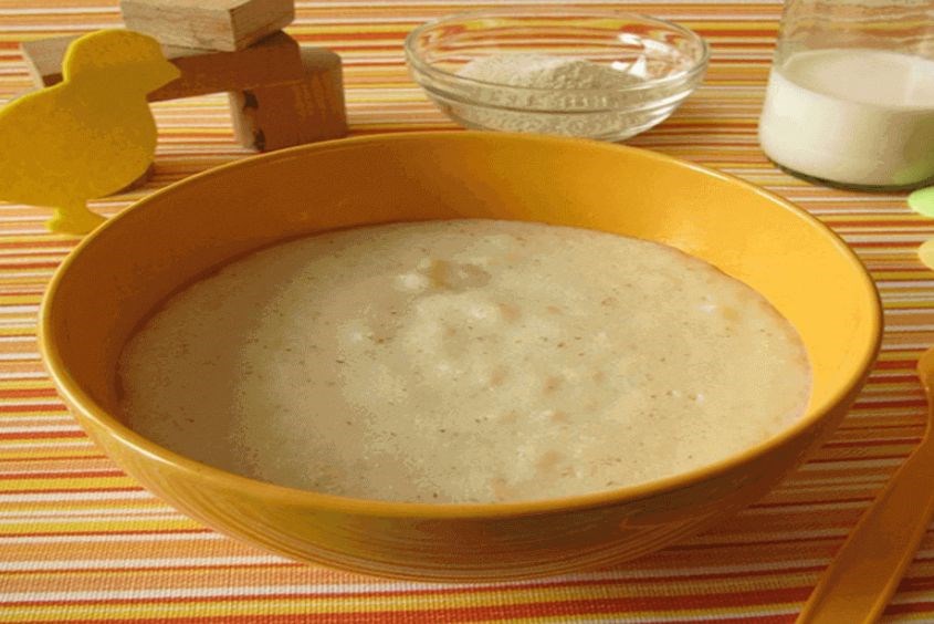 Cháo bánh mì táo mix sữa mẹ bữa sáng cho bé 11 tháng