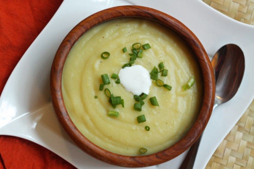 Súp khoai tây làm bữa sáng cho bé 8 tháng rất ngon