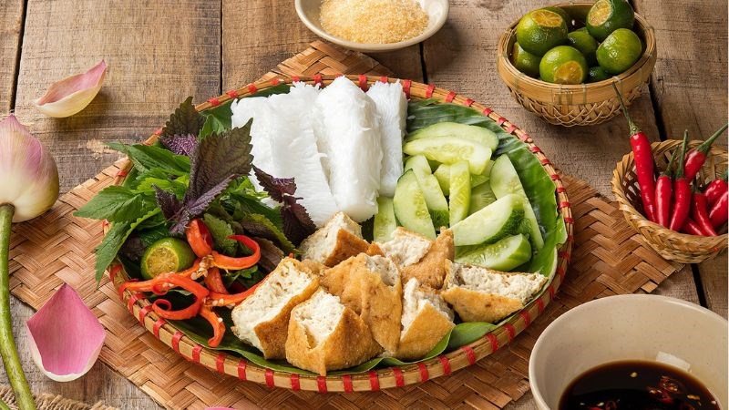 Như vậy, một phần bún đậu mắm tôm chứa khoảng 350 calo