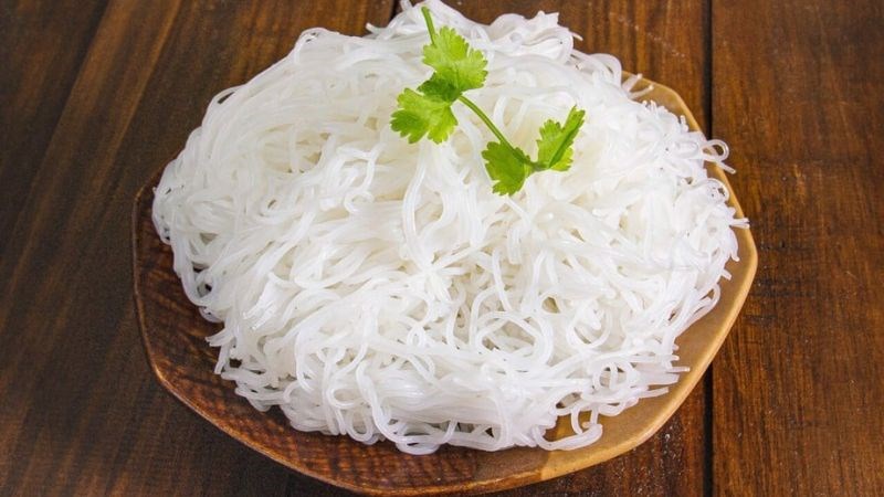 Bún là loại thực phẩm lên men nên không tốt cho người có vấn đề về dạ dày