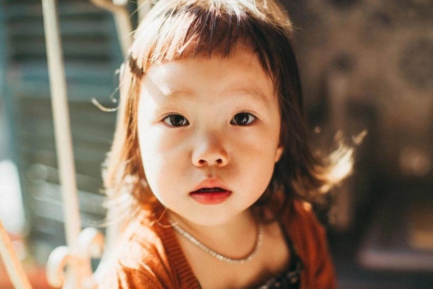 Các kiểu tóc cho bé gái 8 tuổi cá tính