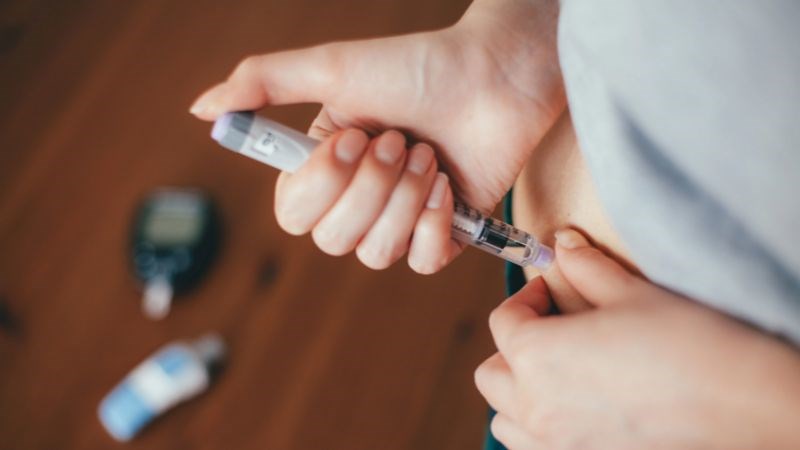 Bút tiêm insulin là một dụng cụ y tế được sử dụng để tiêm insulin vào cơ thể