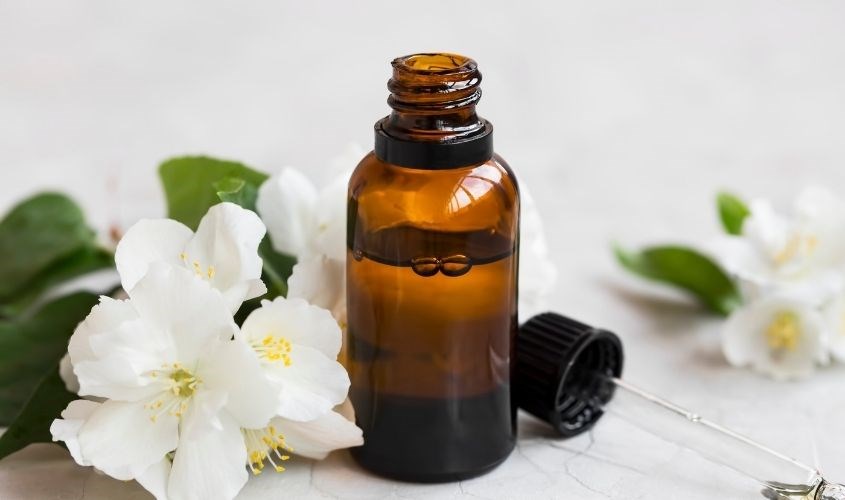 Tinh dầu hoa nhài