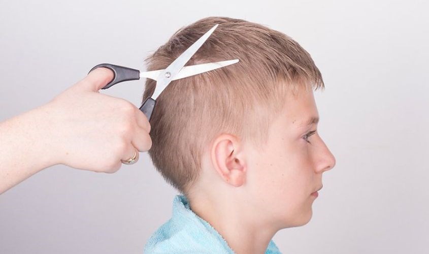 Điều chỉnh tóc mai 2 bên Điều chỉnh tóc mai 2 bên